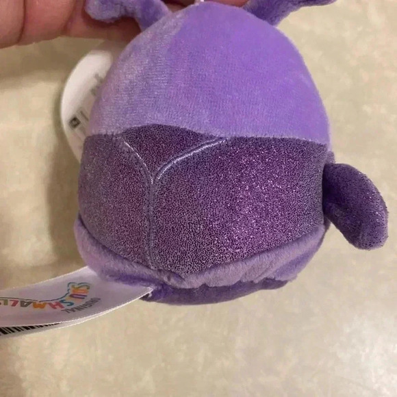 NWT Squishmallow Axel the Beetle Backpack Clip‎ Charm 3" - Picture 2 of 2